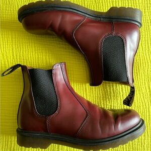 Dr. Martens 2976 Burgundy Chelsea Boot Men’s US 9